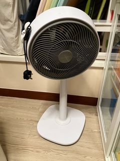 （分類：）位於 。 由 tooseriouskk 提交（商品編號 1309453760，圖片 1）。簡介： 。