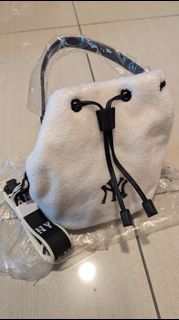 （分類：）位於 。 由 marmatt 提交（商品編號 1309441907，圖片 1）。簡介： 。