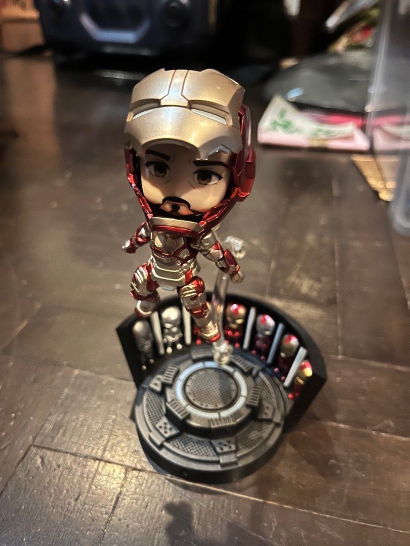Nendoroid 349 Iron Man Mark 42 Hero's Edition Hall of Armor Set
