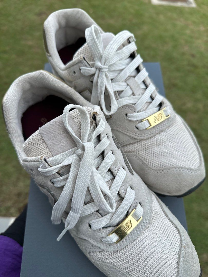 Grey new balance suede 373 v1 online