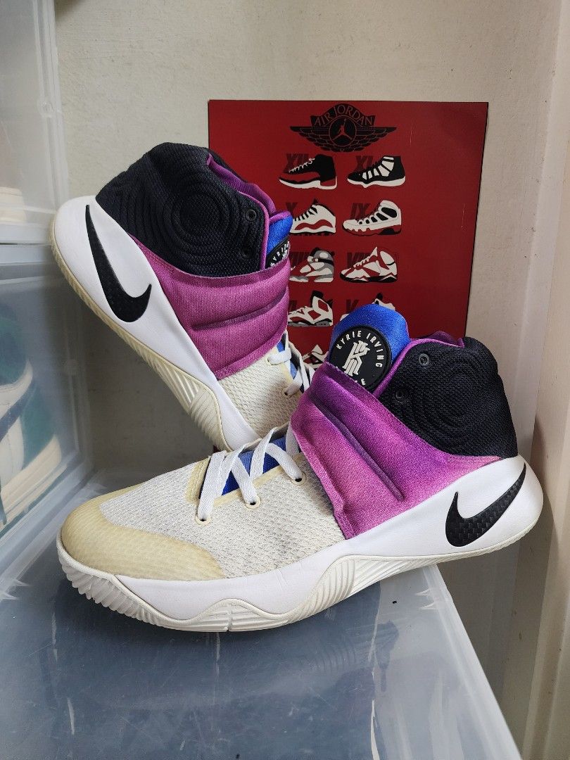 Nike kyrie 2 kyrache Men s Fashion Footwear Sneakers on Carousell