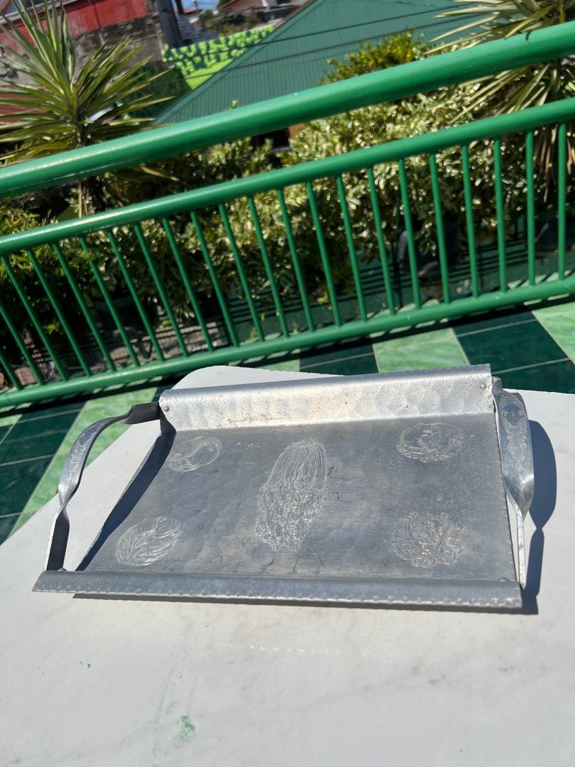 One piece pewter tray hand hammered (Category: Coffee & Tea Tableware) located in Davao. Submitted by parteawares2 (Listing ID 1309406739, Image 1). Description: One piece hand hammered pewter tray.