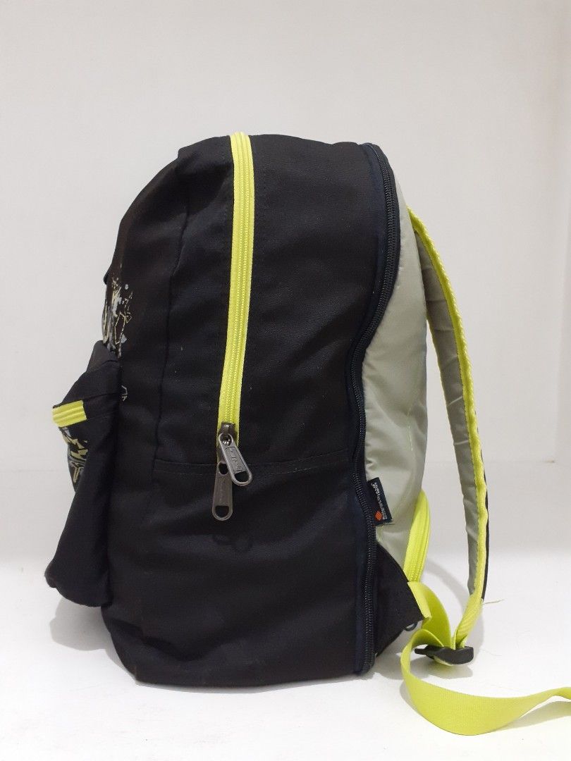 ORIG 💯HAWK BAGPACK (Category: Backpacks) located in Manila. Submitted by eriiicaspage (Listing ID 1309516900, Image 2). Description: PREOWNED ^LIGHTLY USED ORIG💯 HAWK BAGPACK BLACK wth Neon Green Zip Big (Very Spacious ,pwede pang MaExpand if need loads More Stuffs ,) Pwede png School .Pwede rin png Travel . Comes wth Xtra pocket Phone pockets . Secret Wallet pocket . Washable .Easy to clean .Wash lightweight No Issue Good Condition 9/10.