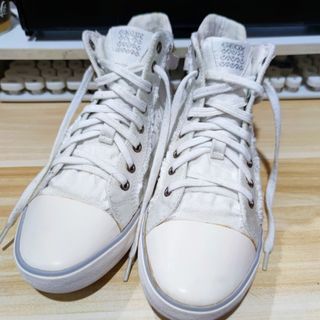 Original GEOX brand❗White Canvas Sneakers size 35 Converse Style