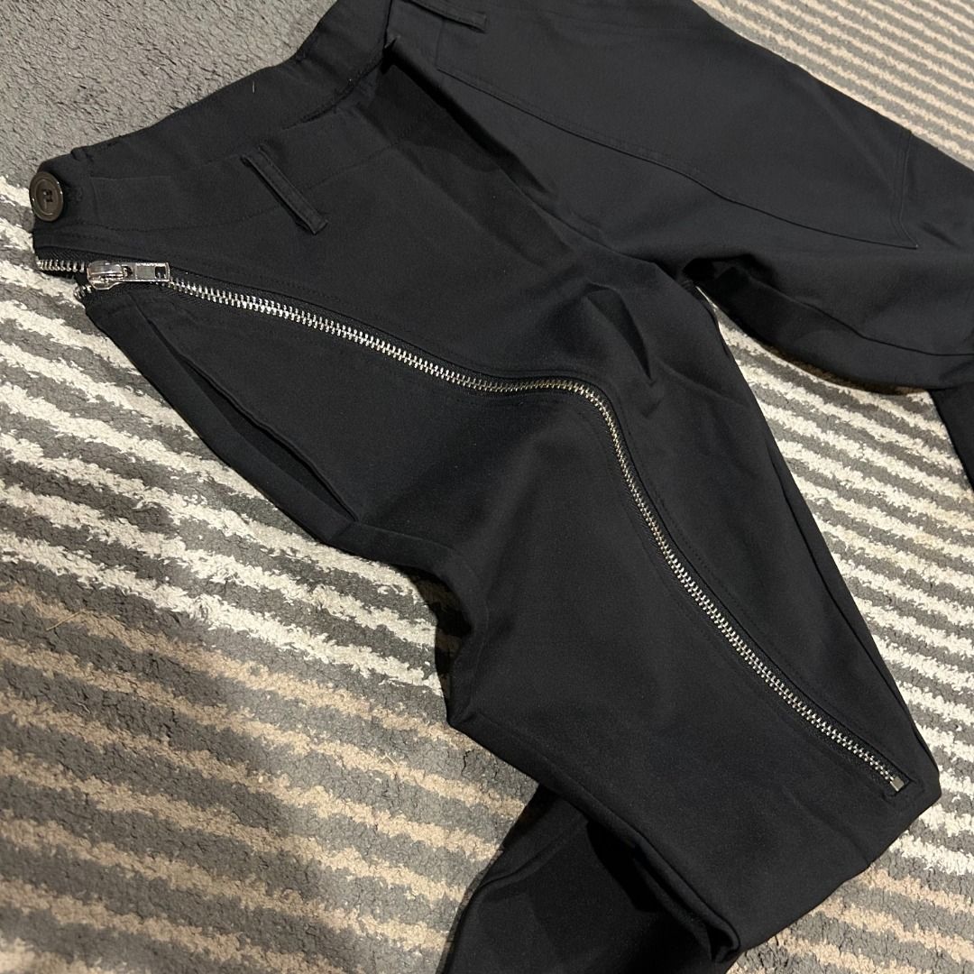 Rick Owens Aircut (Category: Trousers) located in Paranaque City. Submitted by wolfhill (Listing ID 1309530812, Image 2). Description: Fits like a 29-30 Negotiable.
