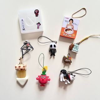 [set] polypropylene cable case & keychains (t. phone charms , anik anik, trinkets