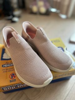 （分類：）位於 。 由 buzzkayi 提交（商品編號 1309448129，圖片 1）。簡介： 。