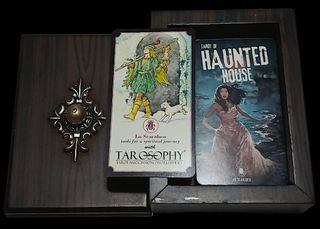 Tarot of Haunted House (Complete Cards, No Original Box, No Manual)