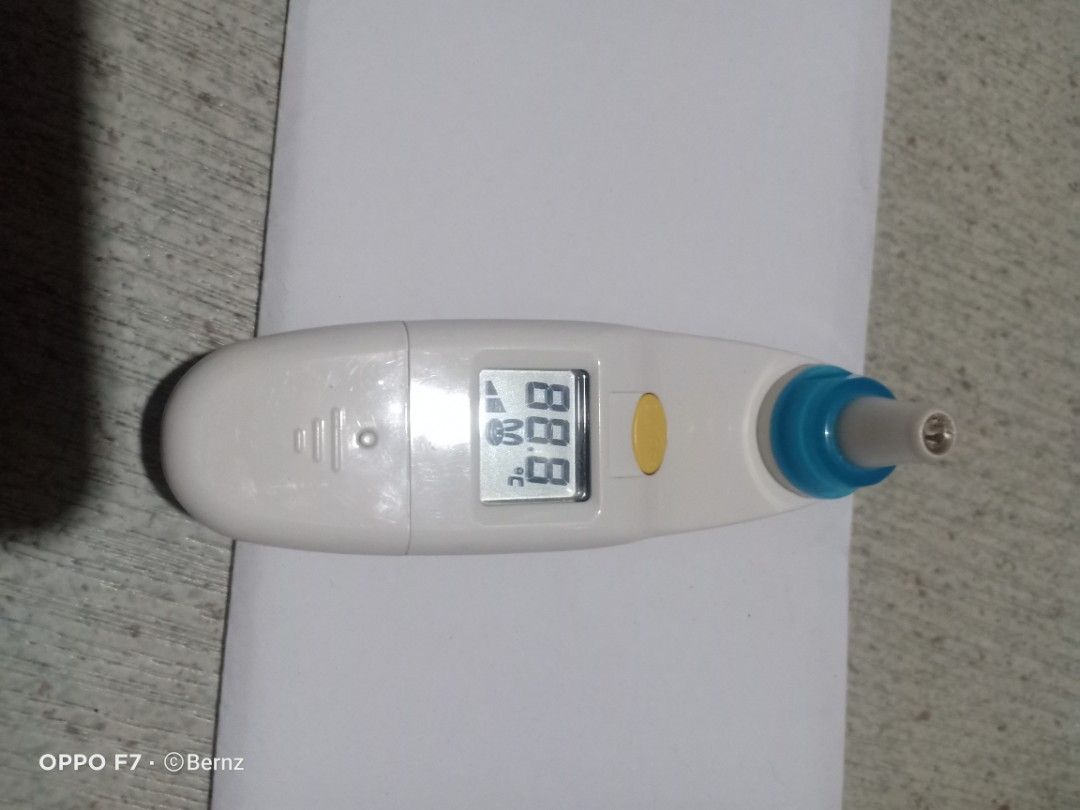Terumo ear thermometer (Category: Thermometers) located in Quezon City. Submitted by Bernz (Listing ID 1309366012, Image 2). Description: Original terumo Ear thermometer.