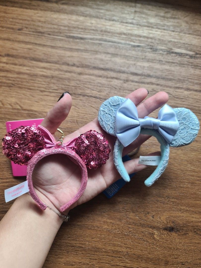 Mickey mouse ears keychain hotsell