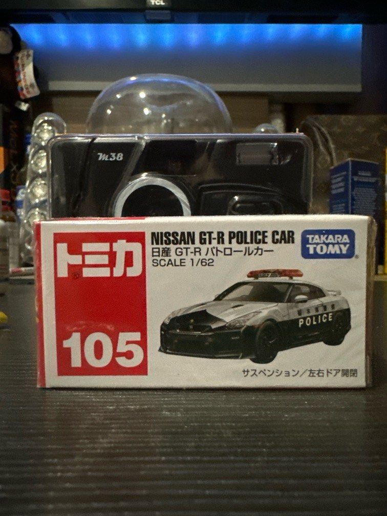 Tomica 105 gtr hot sale