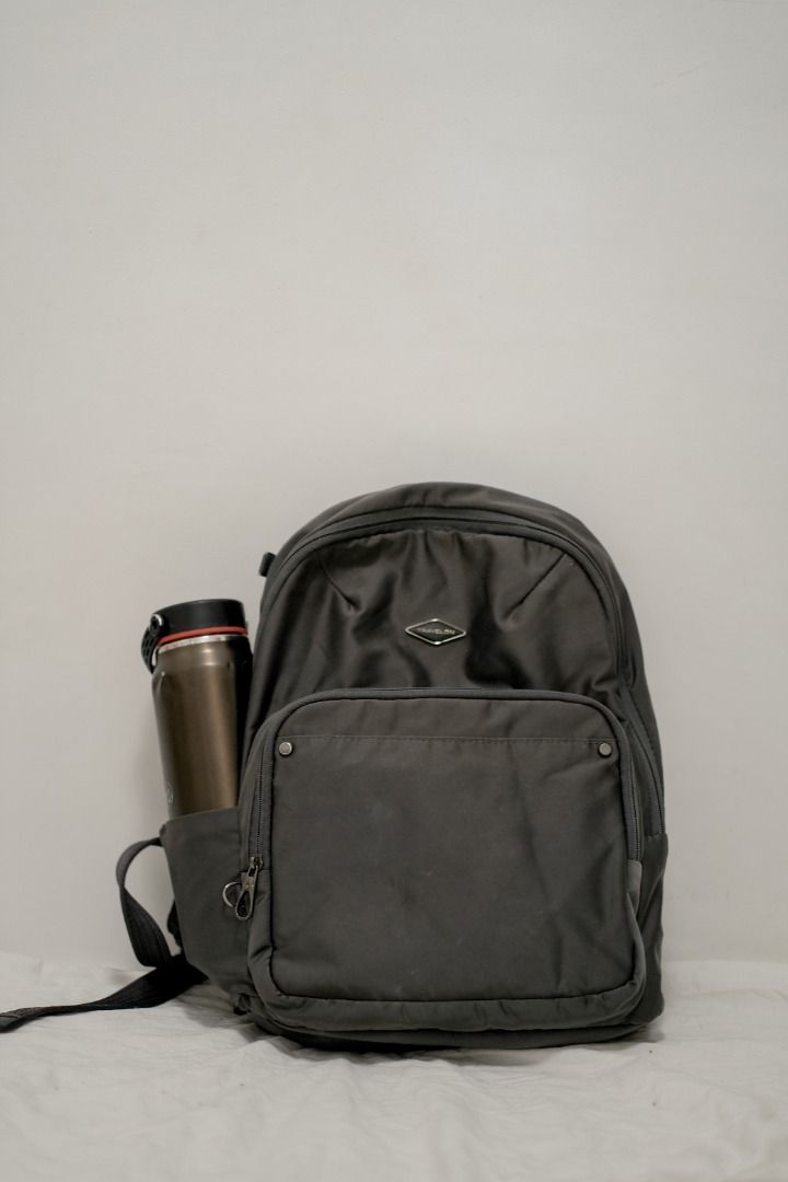 Travelon parkview backpack top