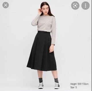 Uniqlo Women’s Skirt Small