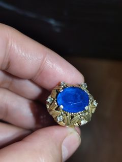 Vintage gold plated ring with Blue stone