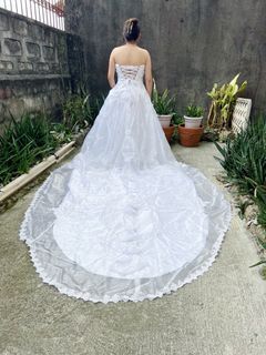 Wedding gown long train small to medium pearl white