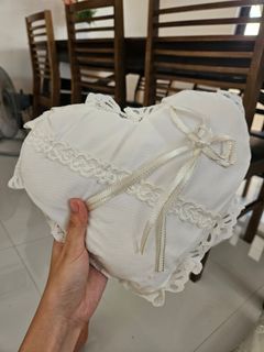 Wedding pillow 2 for 100