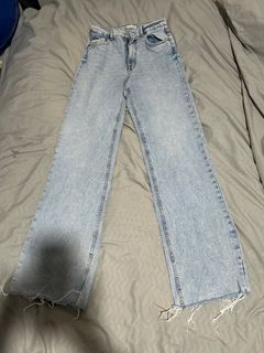 (Category: ) located in . Submitted by margaux09 (Listing ID 1309507722, Image 1). Description: .