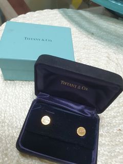 18k Tiffany & Co Stud Earrings