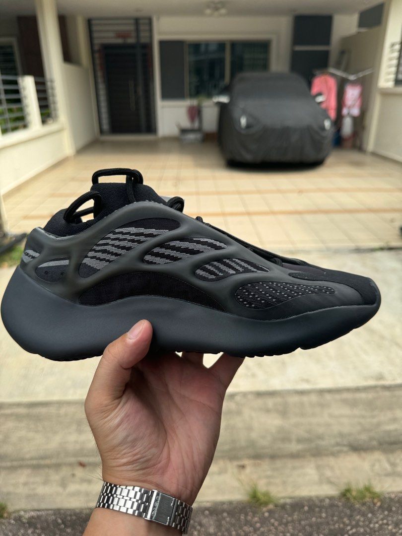 yeezy 700 v3 alvah replica