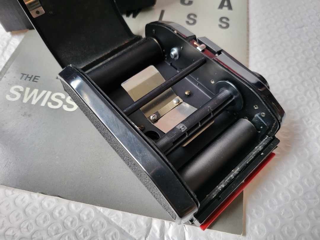 ARCA SWlSS Roll film Holder, Photography, Photography Accessories, Other  Photography Accessories on Carousell