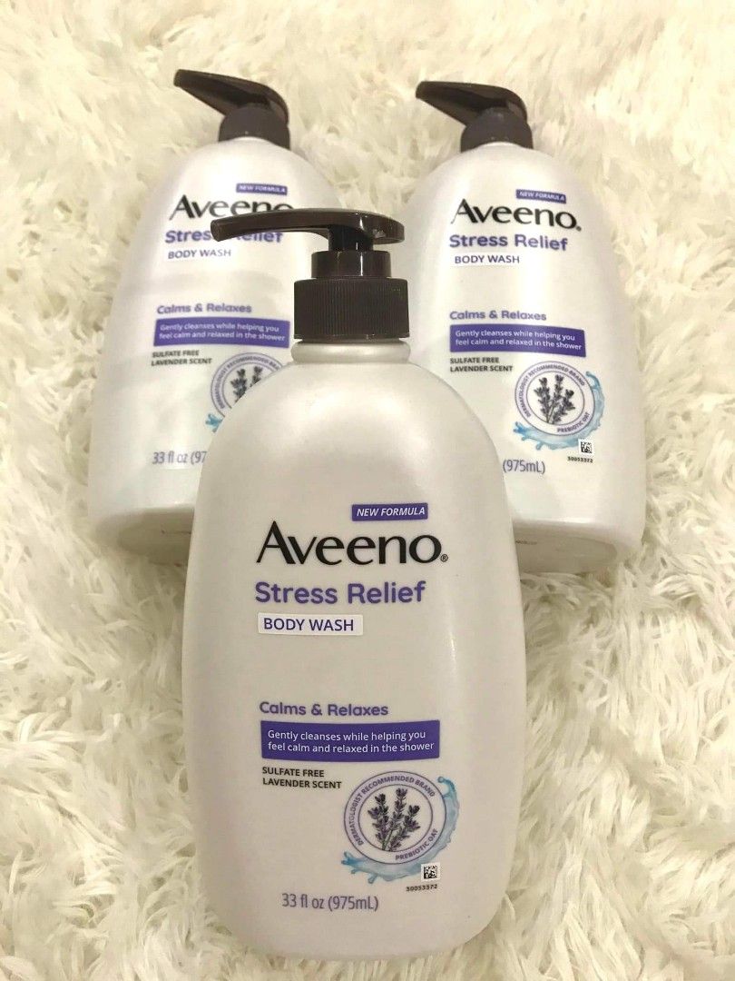 Aveeno Body Wash 975ml (Category: Bath) located in Manila. Submitted by joiego (Listing ID 1309621756, Image 2). Description: PM for the price 😊 AVEENO BODY WASH 975ml 💚 Daily Moisturizing 💙 Skin Relief 💜 Stress Relief.