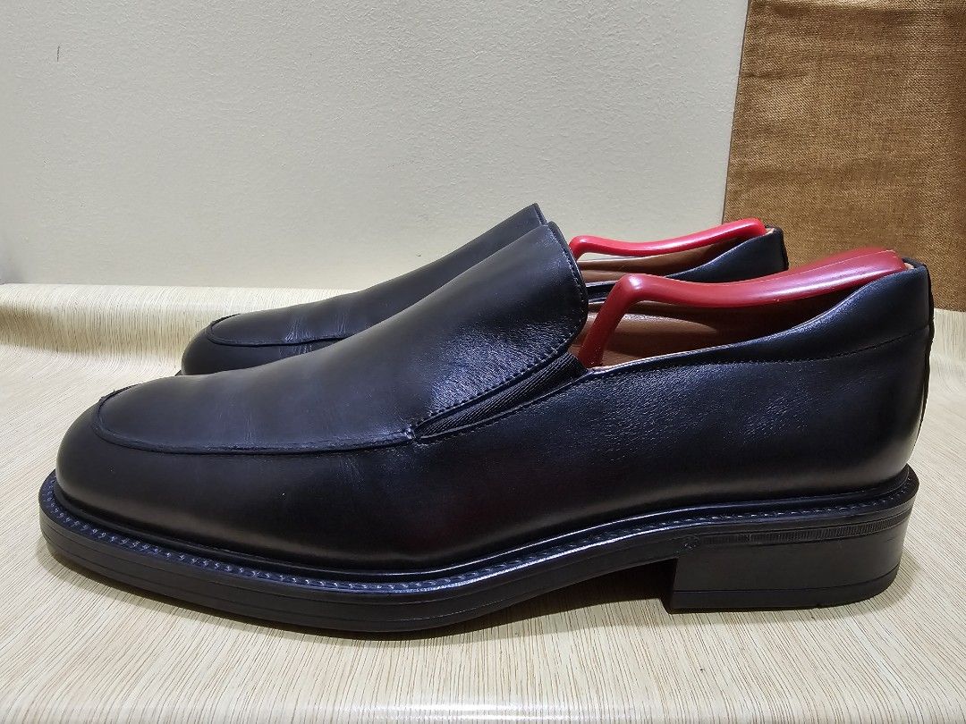 Bill Blass Size 10 Men s Leather Slip On Formal Shoes Men s Fashion Footwear Dress Shoes on Carousell