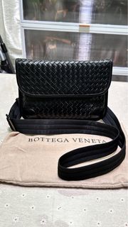 (Category: ) located in . Submitted by junecloset (Listing ID 1309684578, Image 1). Description: .