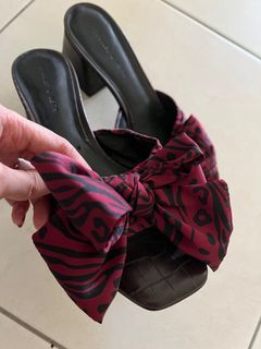 (Category: ) located in . Submitted by shoprubyclothes (Listing ID 1309568043, Image 1). Description: .