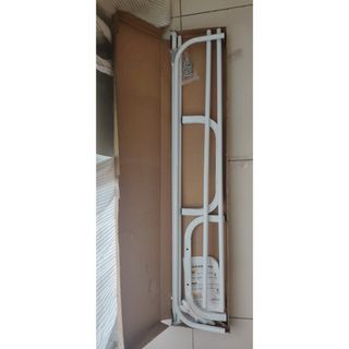Clothes Rack (with box)