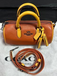 (Category: ) located in . Submitted by closetclassi (Listing ID 1309593514, Image 1). Description: .