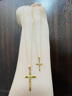 couple gold necklace
