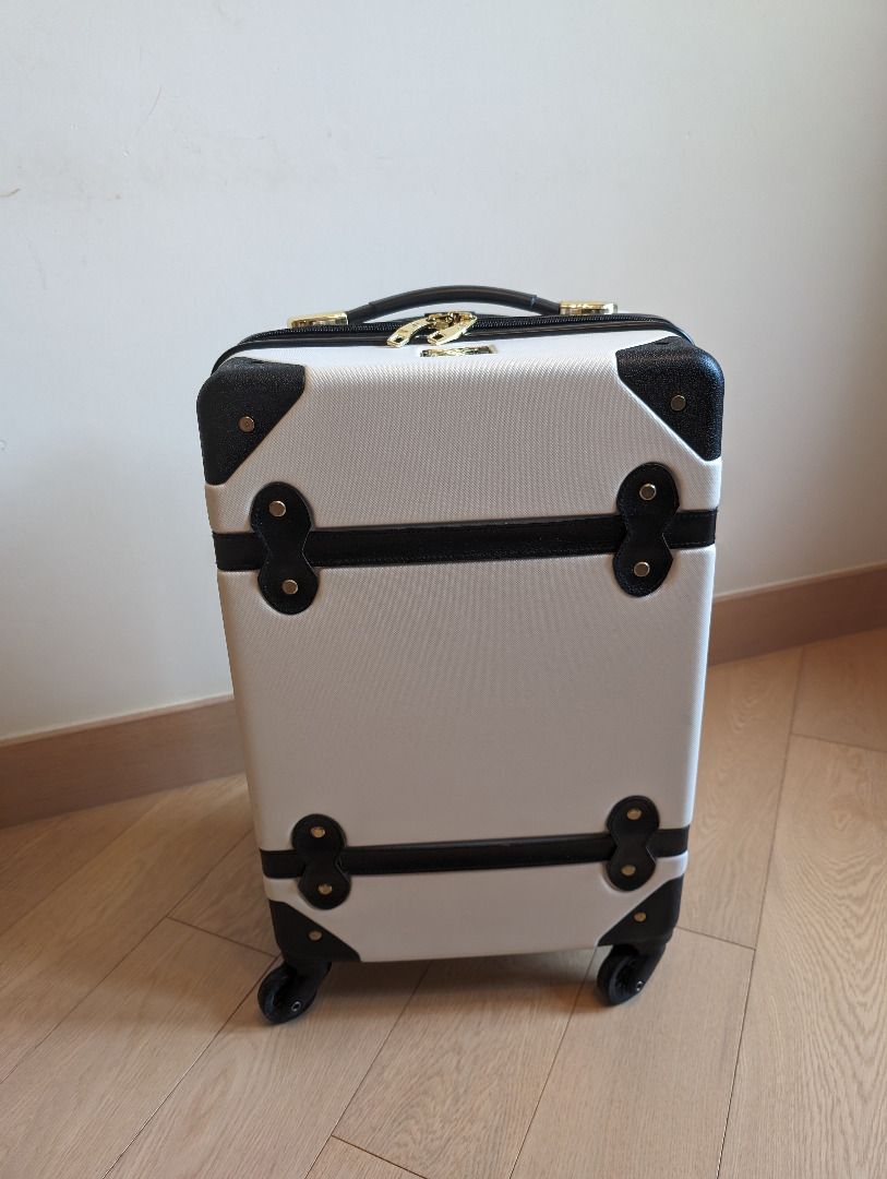 Dvf igern studio luggage