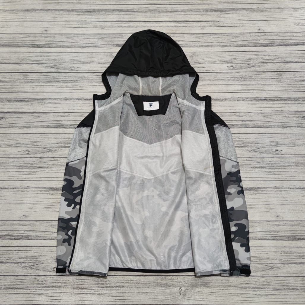 Fila Camo Jacket Fesyen Pria Pakaian Baju Luaran di Carousell