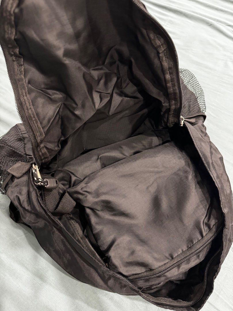 Foldable lightweigh backpack (Category: Backpacks) located in Manila. Submitted by 17thfinds (Listing ID 1309666786, Image 3). Description: Good for travelling Super lightweight.