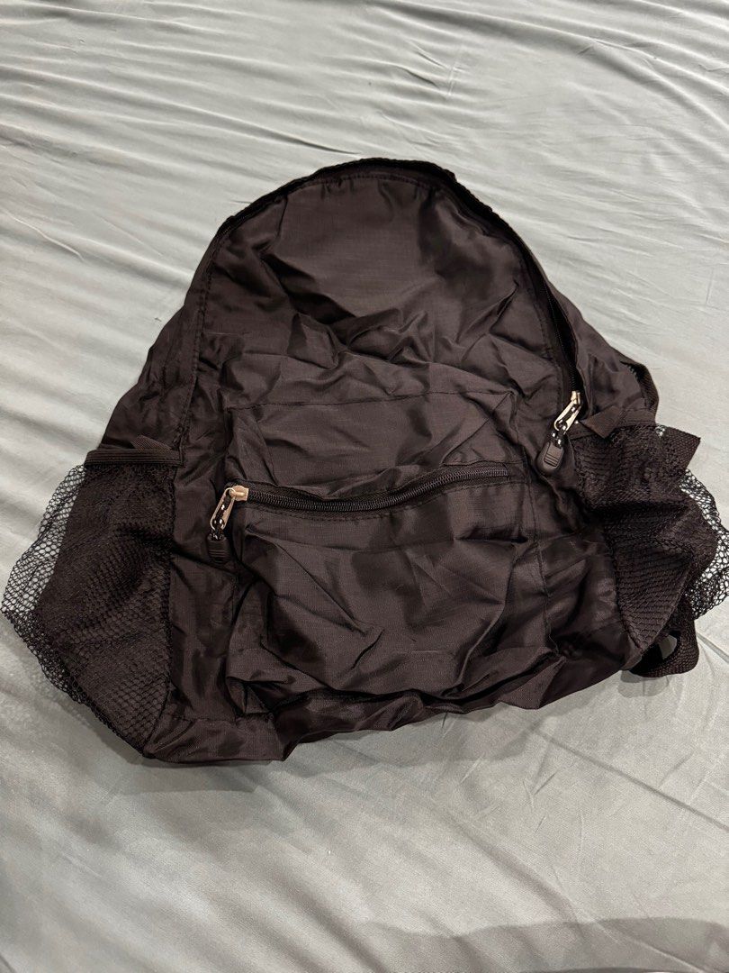 Foldable lightweigh backpack (Category: Backpacks) located in Manila. Submitted by 17thfinds (Listing ID 1309666786, Image 1). Description: Good for travelling Super lightweight.