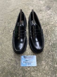 GH BASS WEEJUNS LOAFERS EXCELLENT COND