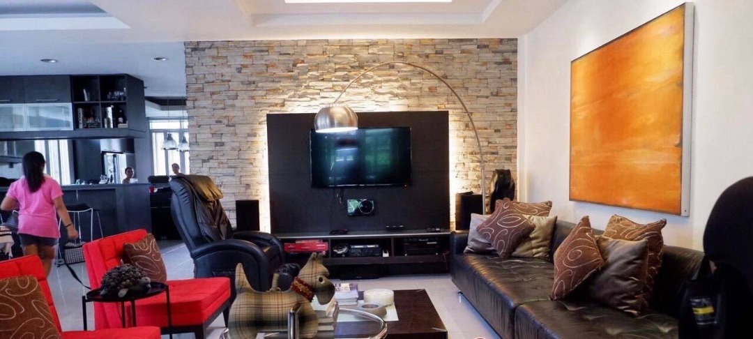 (Category: ) located in . Submitted by REMAXCapital (Listing ID 1309585444, Image 1). Description: .