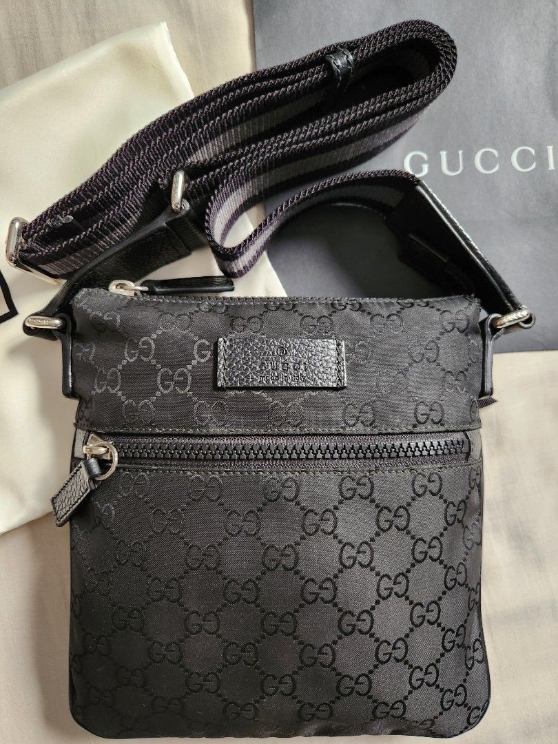 Gucci black messenger bag women's sales