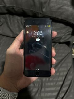 iPhone 7 128 GB in Jet Black | Factory Unlocked