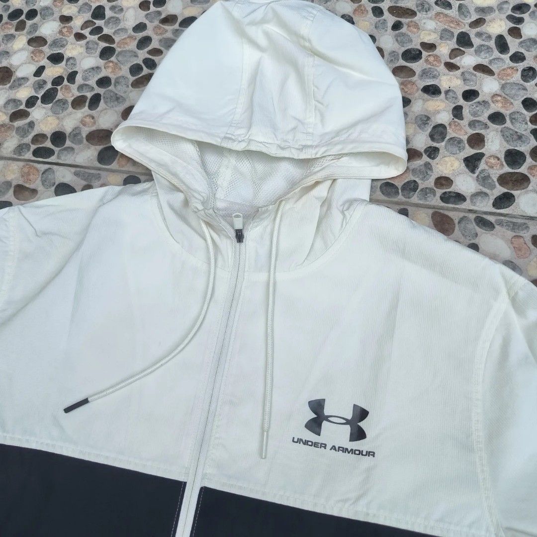 Jaket running under armour hot sale