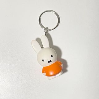 Miffy anik | miffy figure | miffy charm |miffy keychain/keyring | trinkets | mercis bv