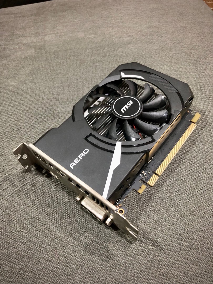 Msi gt 1030 aero top
