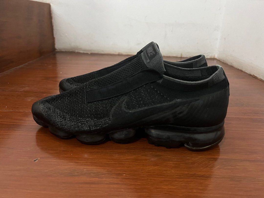 nike air vapormax se laceless triple black