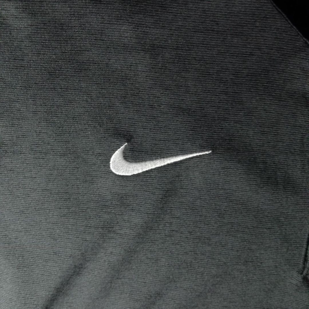 Nike Dri-Fit Polo Shirt (Category: Tshirts & Polo Shirts ) located in Valenzuela. Submitted by mnavt (Listing ID 1309693583, Image 2). Description: Dimension: W - 21 | L - 27 Color Rate: 10/10 Issue: None Like New Condition Location: Roxas, Palawan, Philippines Mode of Payment: GCash & PalawanPay Mode of Delivery: J&T Express.