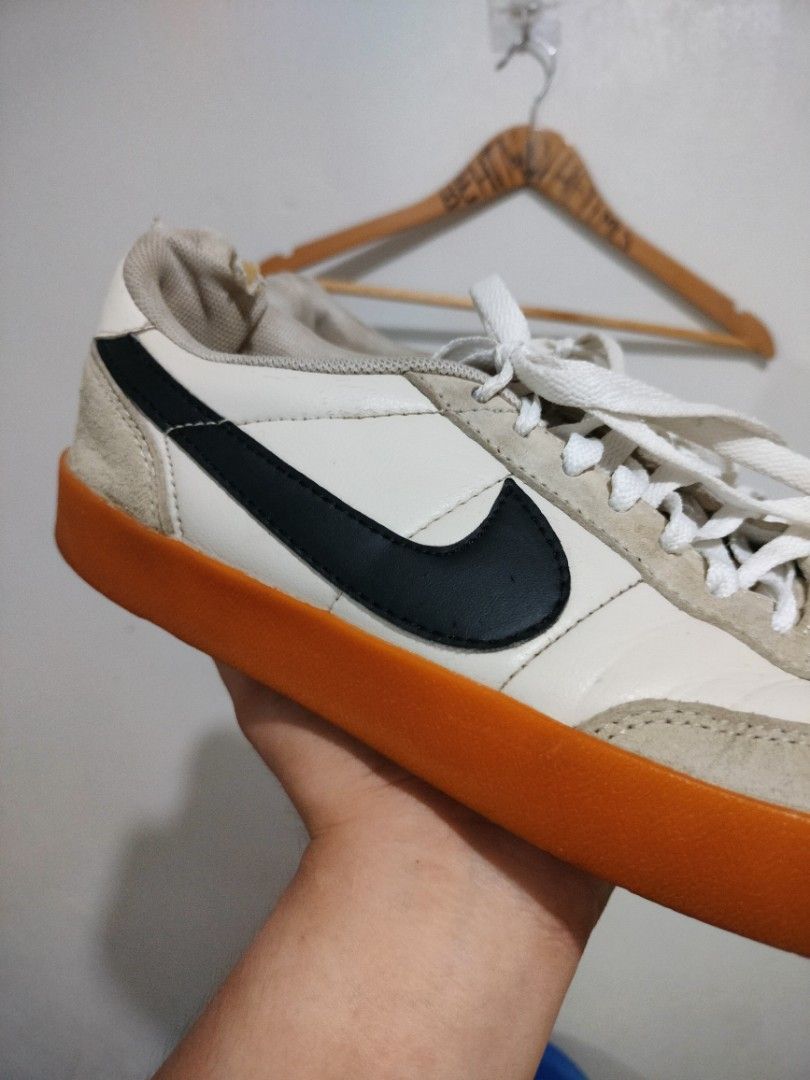 Nike Killshot 2 (Category: Sneakers) located in Calamba. Submitted by sinauna. (Listing ID 1309634961, Image 2). Description: WTS: Nike Killshot 2 Condition/Issues: used condition, good for daily usage, has a visible flaw at the back of the shoes Size - US 9 Price - 599+SF Plus shipping fee! Free shipping if you purchase more than 3 items. Also, I can give you a discount in my previous listings so check it out! Thank you! Keep safe! 🫂 It might n