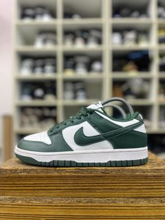 (Category: ) located in . Submitted by sneakers.too (Listing ID 1309628047, Image 1). Description: .