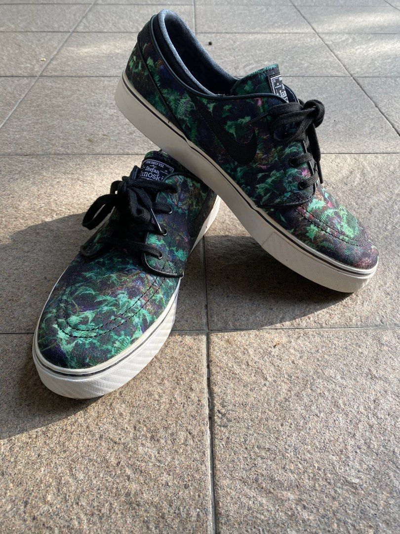 janoski palm leaves