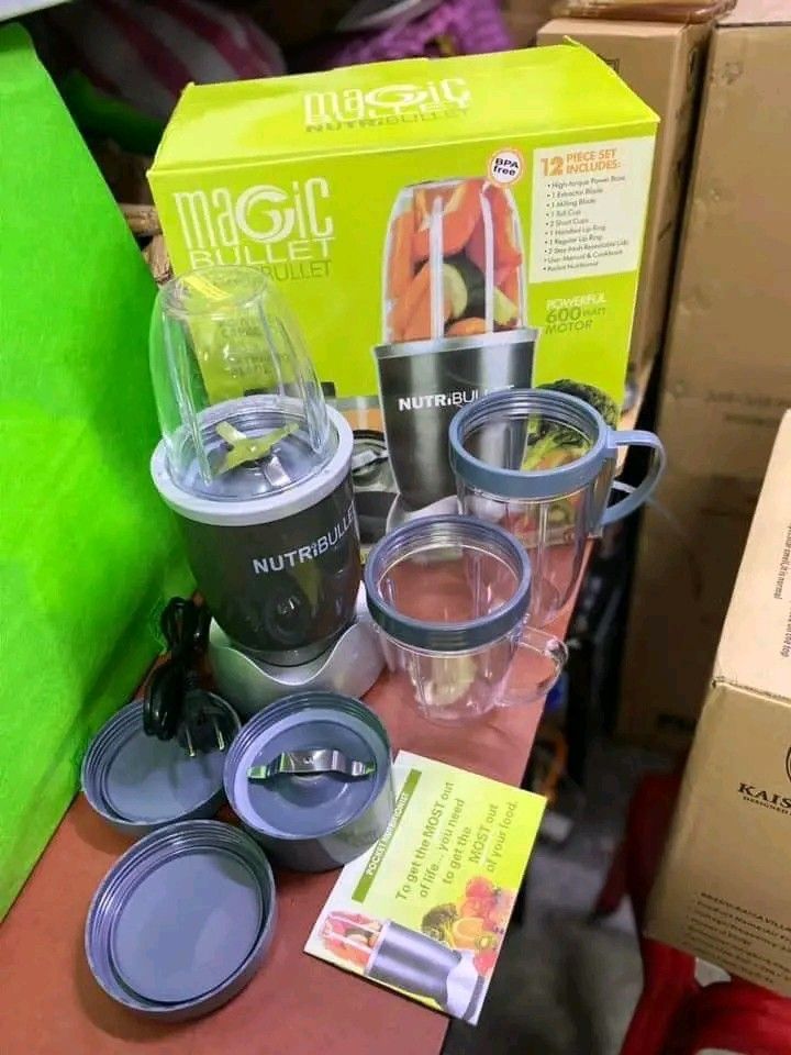 Nutribullet 600w (Category: Juicers, Blenders & Grinders) located in Manila. Submitted by bongsy999mall (Listing ID 1309595763, Image 2). Description: .