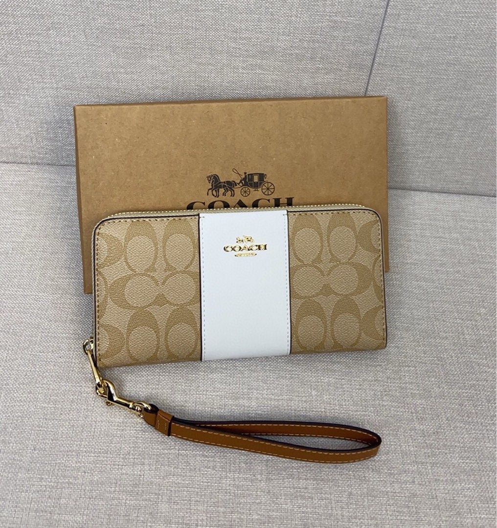 On sale ProMotion Coach Wristlet Women s Fashion Bags Wallets Wallets Card Holders on Carousell