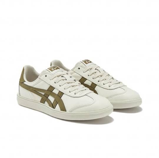 Onitsuka Tiger Tokuten White Moss Green (Category: Sneakers) located in Manila. Submitted by solefindsphilippines (Listing ID 1309630721, Image 3). Description: Onitsuka Tiger Tokuten White Moss Green Available Sizes: 4/ 4.5/ 5/ 5.5/ 6/ 6.5/ 7/ 7.5/ 8/ 8.5/ 9/ 9.5 Men’s 5.5/ 6/ 6.5/ 7/ 7.5/ 8/ 8.5/ 9/ 9.5/ 10 Women’s Price: 4,499 to 6,799 only Brand new All of our items are 100% Authentic/ Legit/ Original How to Order? Message us now!📩 Follow us